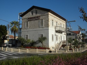 צור קשר